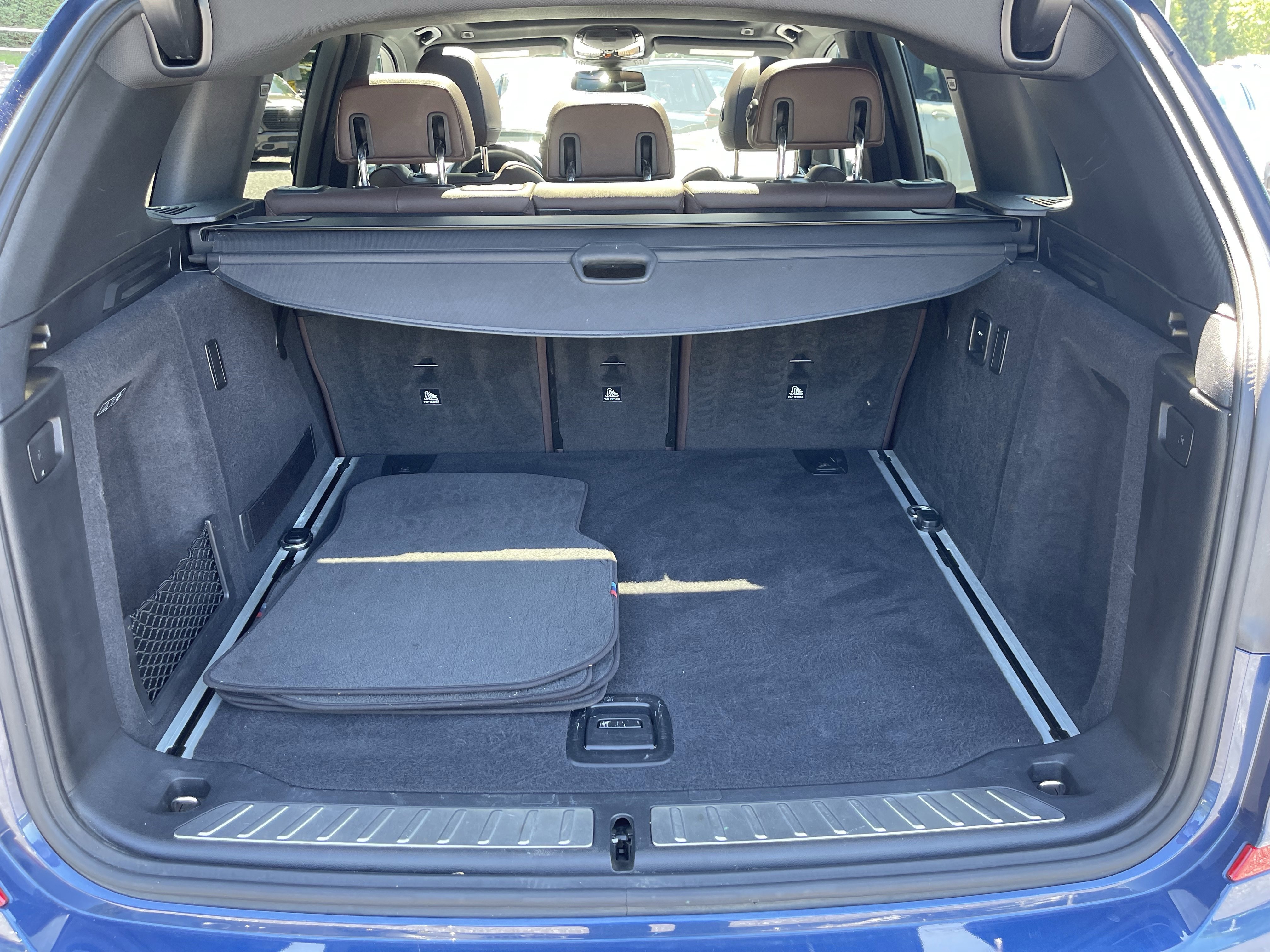 Used 2020 Phytonic Blue Metallic BMW xDrive30i image 8