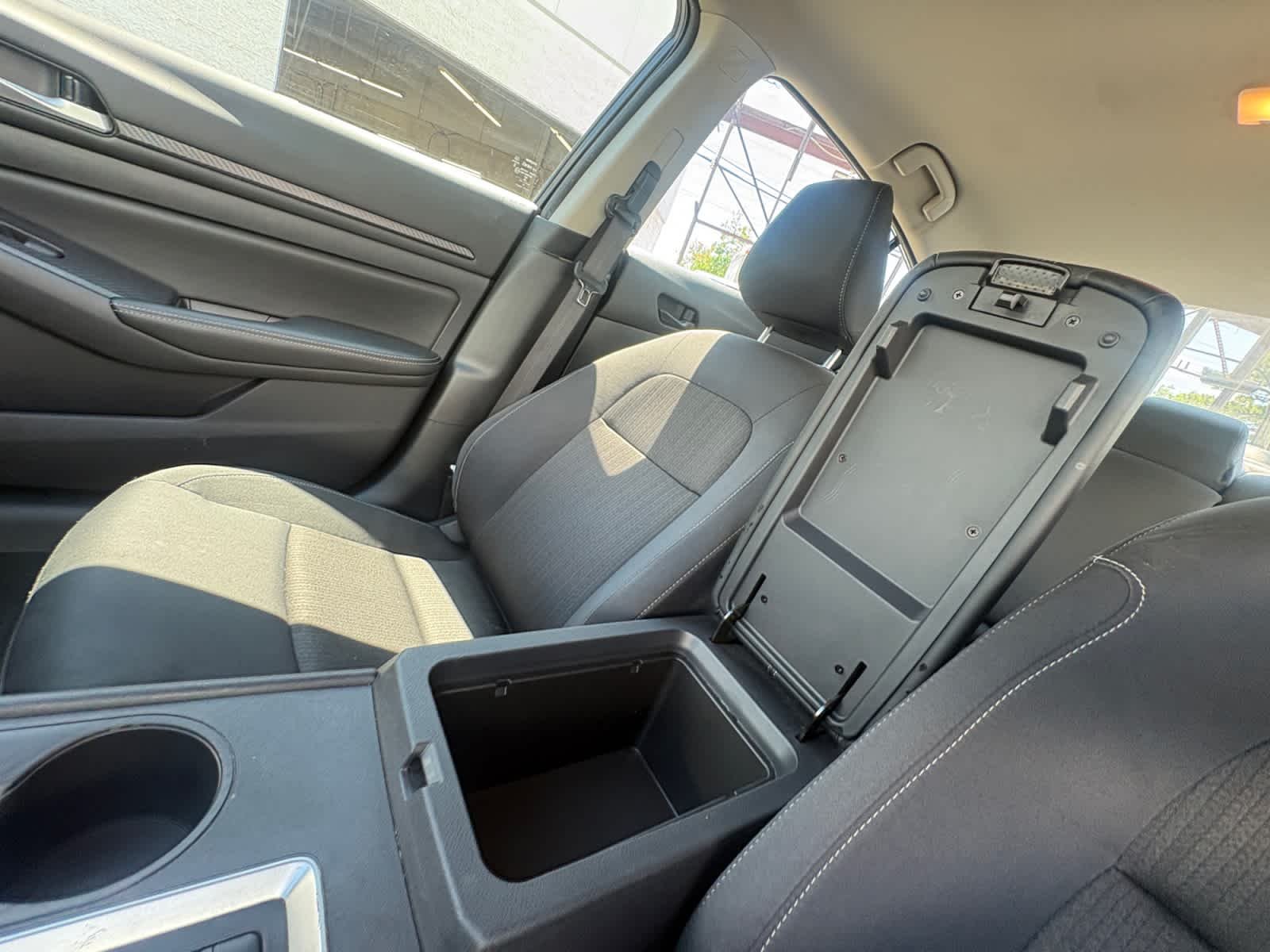 Used 2025 Super Black Nissan SV image 33