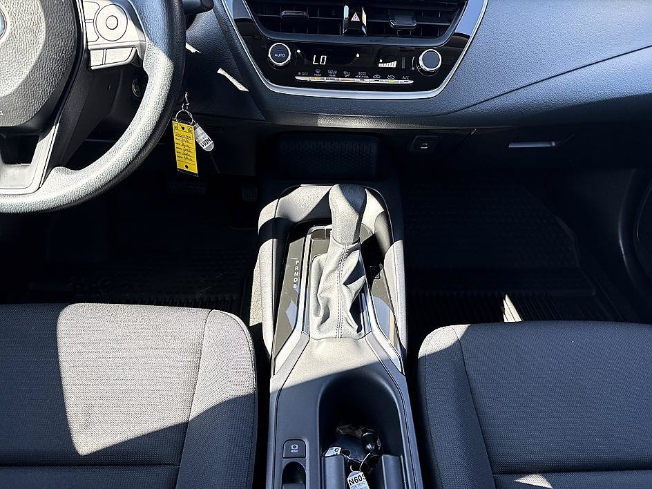 Used 2026 Pearl Toyota LE image 18