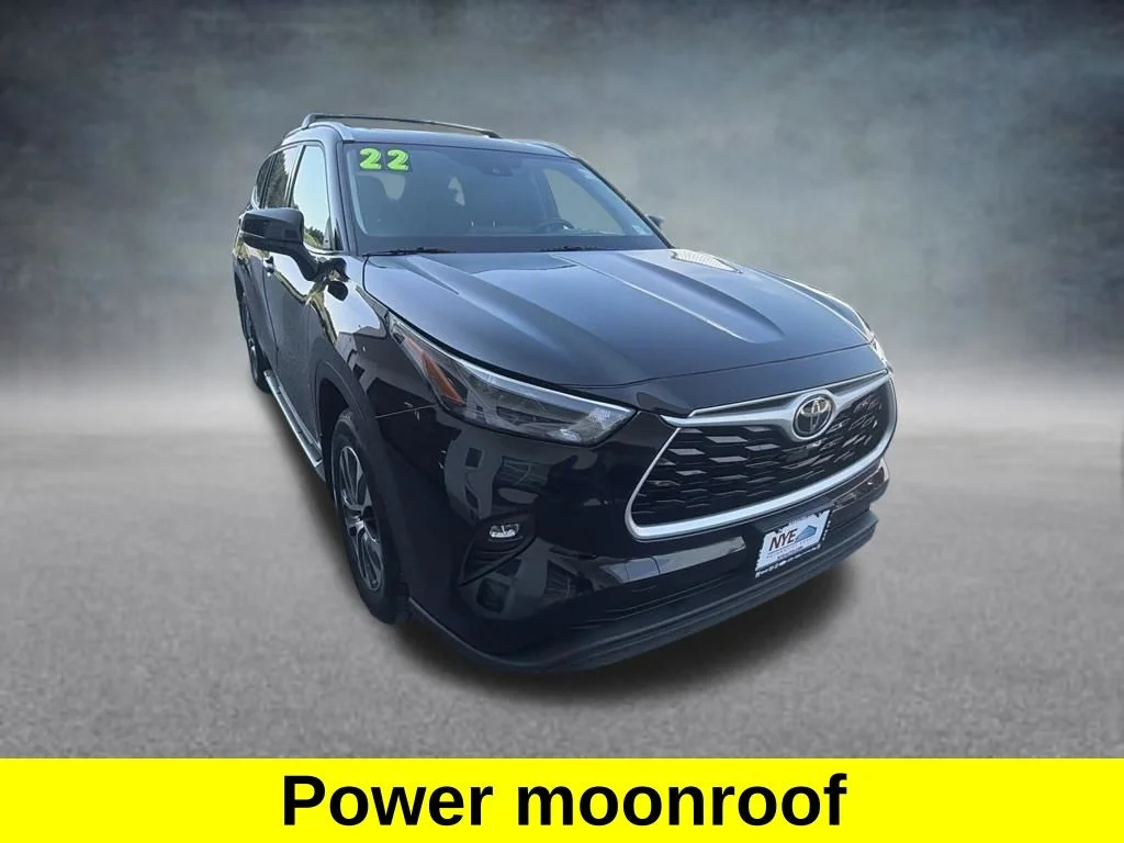 Used 2022 Black Toyota XLE image 8