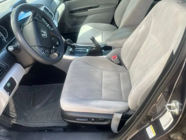 Used 2013 Gray Honda EX image 7