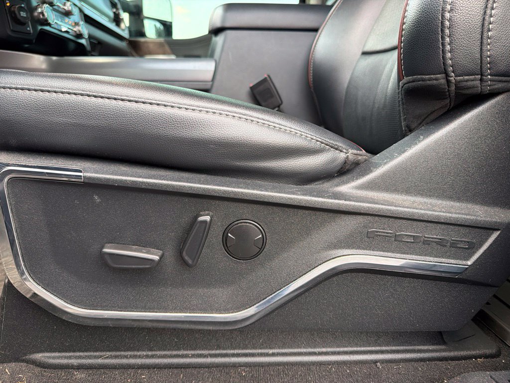 Used 2024 Black Metallic Ford Lariat image 18