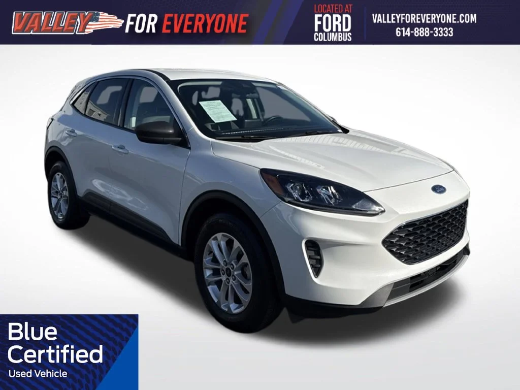 Certified Used 2022 White Metallic Ford SE image 1