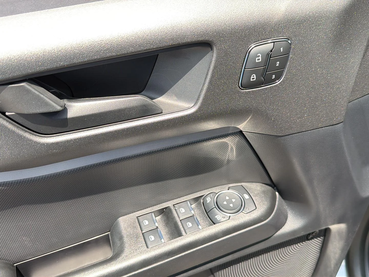 New 2026 Carbonized Gray Ford Outer Banks image 31