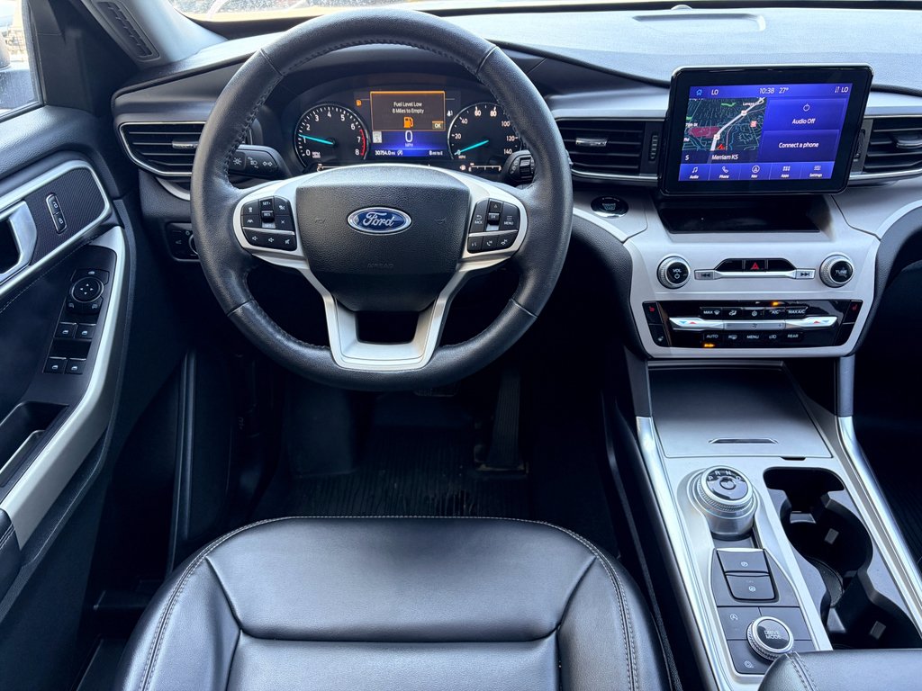 Used 2023 White Ford XLT image 13