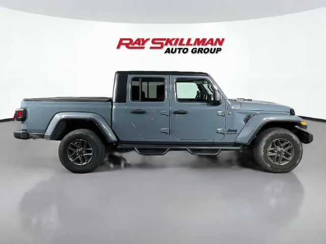 Used 2024 Gray Jeep Sport S image 8