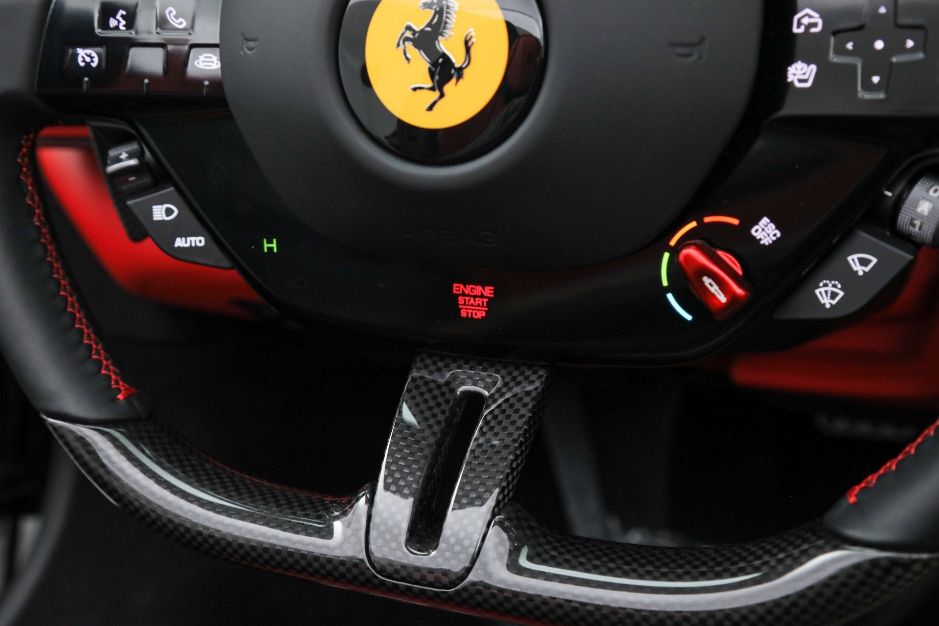 Certified Used 2025 Nero Ferrari  image 50