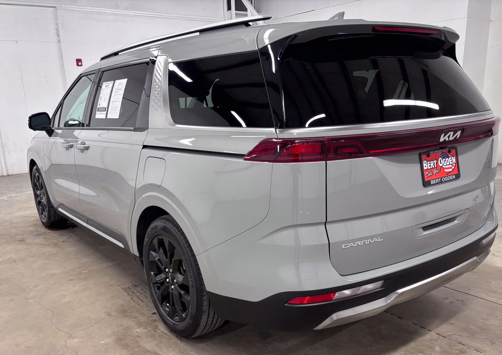 Used 2024 White Kia SX image 4