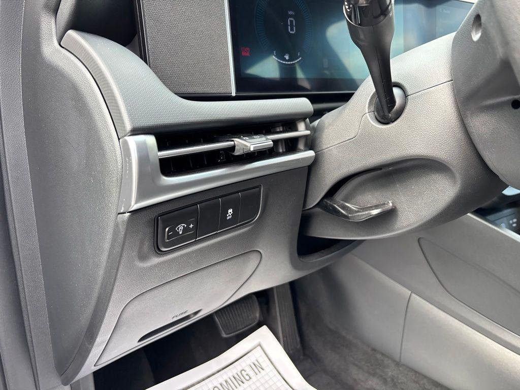New 2026 Gray Hyundai SE AWD image 20