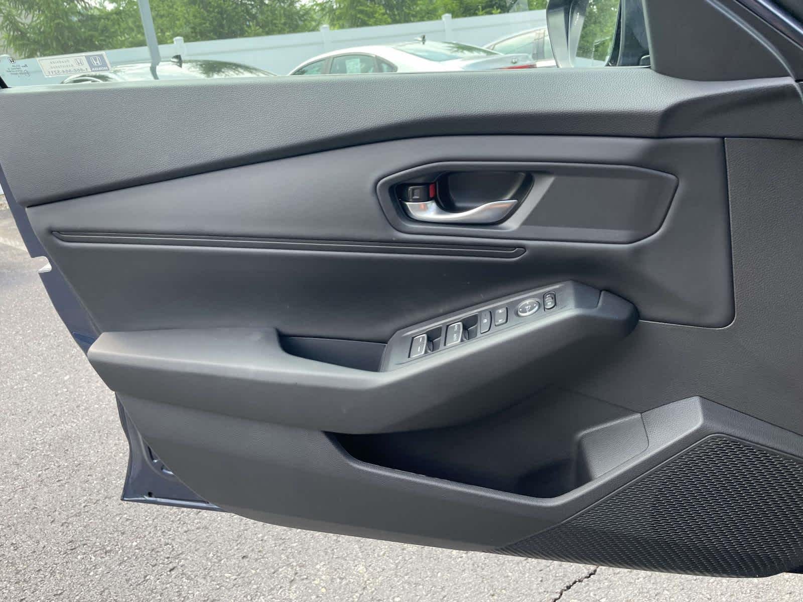 New 2026 Canyon River Blue Metallic Honda SE image 28