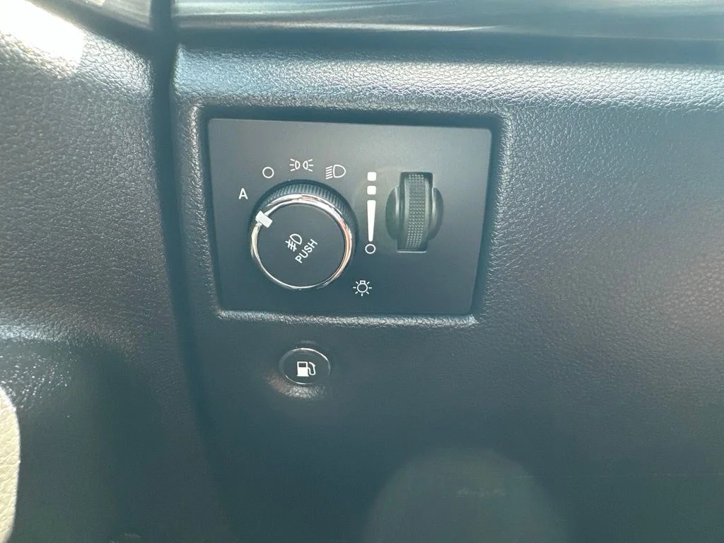 Used 2021 Black Jeep Laredo X image 42