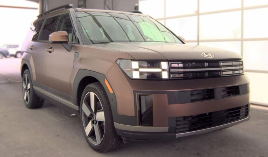 Used 2024 Hyundai Santa Fe Limited with VIN 5NMP4DGL5RH033146 for sale in Kansas City