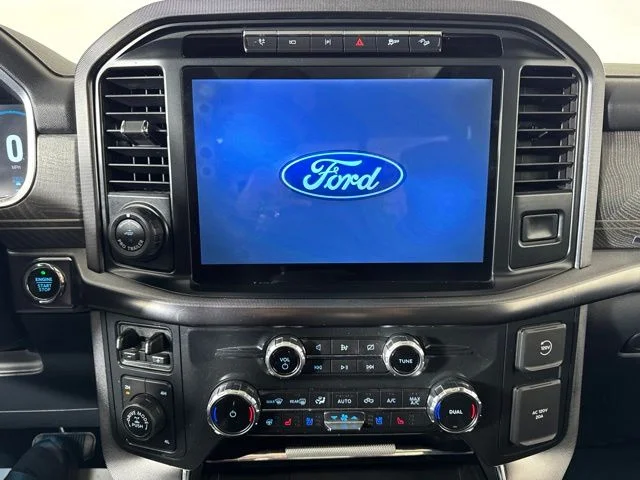 Used 2022 Quartz Metallic Ford Platinum image 15