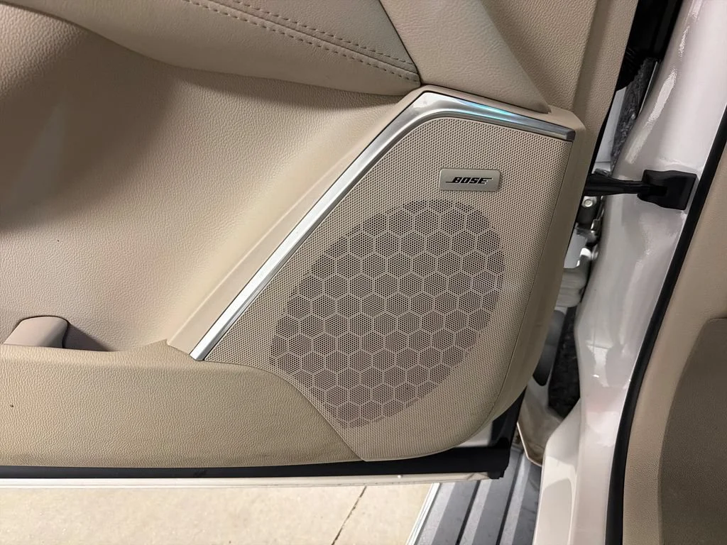 2019 Cadillac Escalade Premium Luxury - Photo 25