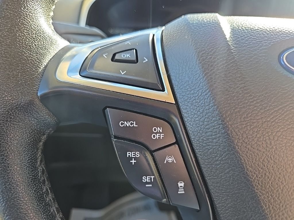 Used 2019 Blue Ford SEL image 41