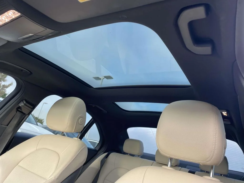 2020 Mercedes-Benz C-Class Sedan C300 - Photo 9