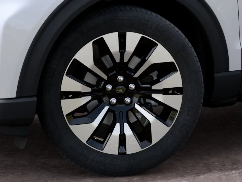 New 2027 White Ford 4DR 4WD PLTNM image 32