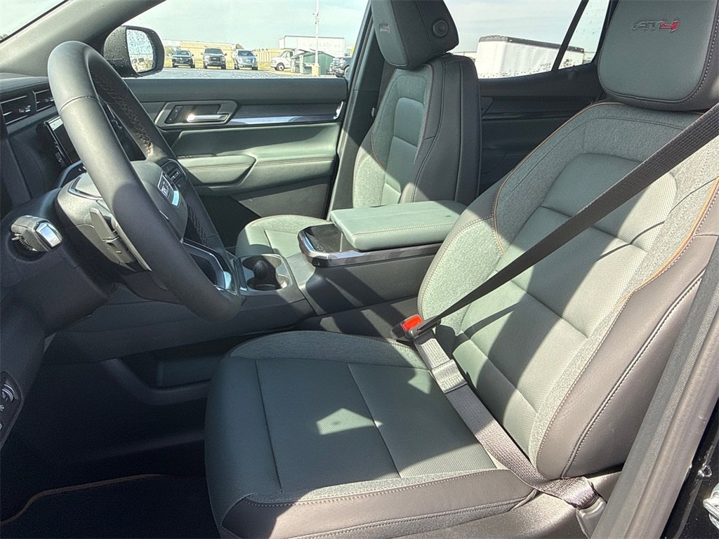 2026 GMC TERRAIN - Image 14