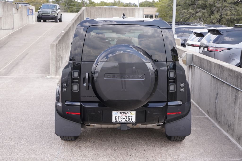 Used 2026 Gray Land Rover S image 8