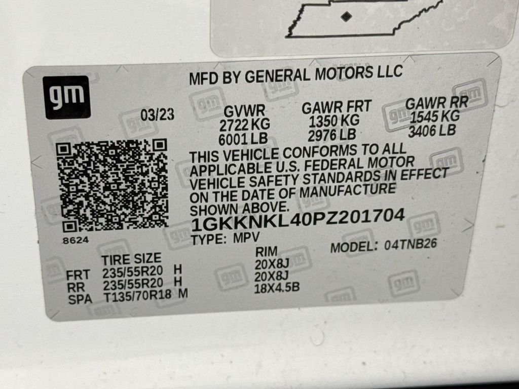 Used 2023 Summit White GMC SLE image 34