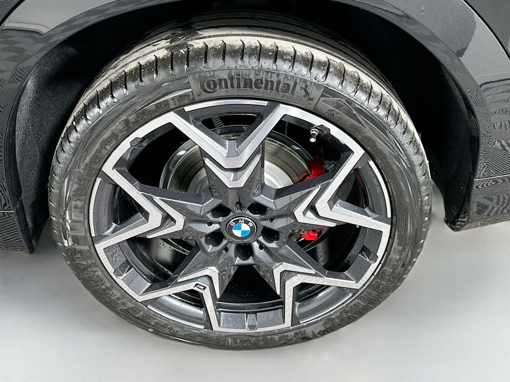 New 2026 Black Sapphire Metallic BMW xDrive28i image 23