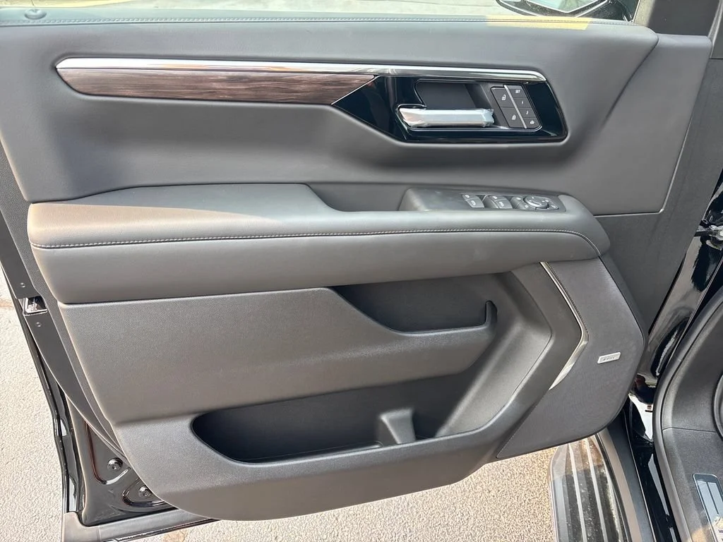 New 2026 Black Chevrolet LT image 24