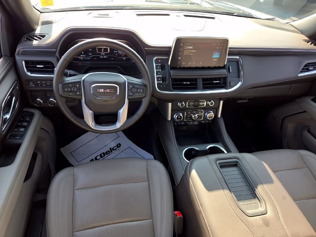 Used 2023 MIDNIGHT BLUE METALLIC GMC SLT image 13