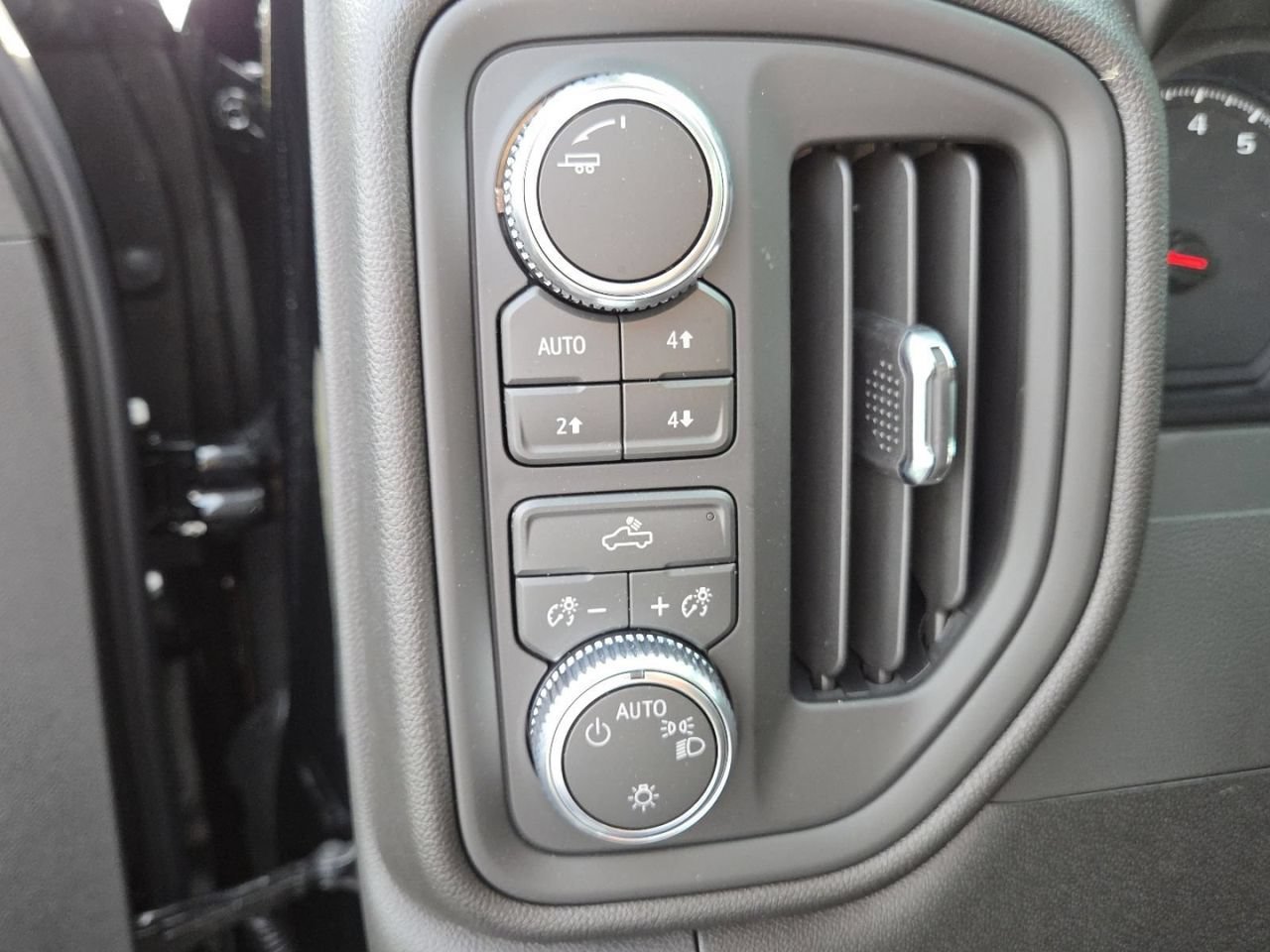 2026 GMC Sierra 1500 Pro - Photo 4