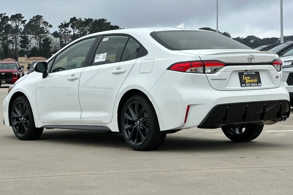 New 2027 Ice Cap Toyota  SE image 6