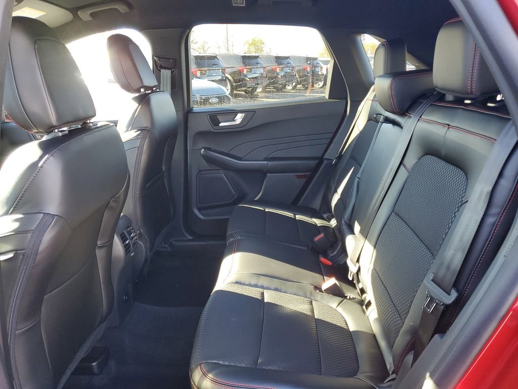 2026 Ford Escape ST-Line - Photo 23