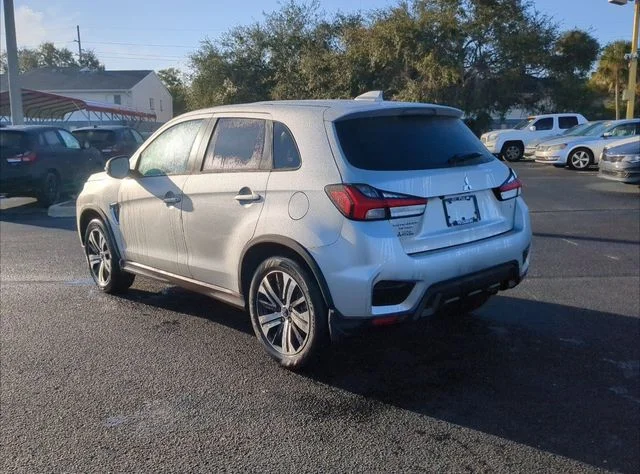 New 2027 Silver Mitsubishi SE image 8