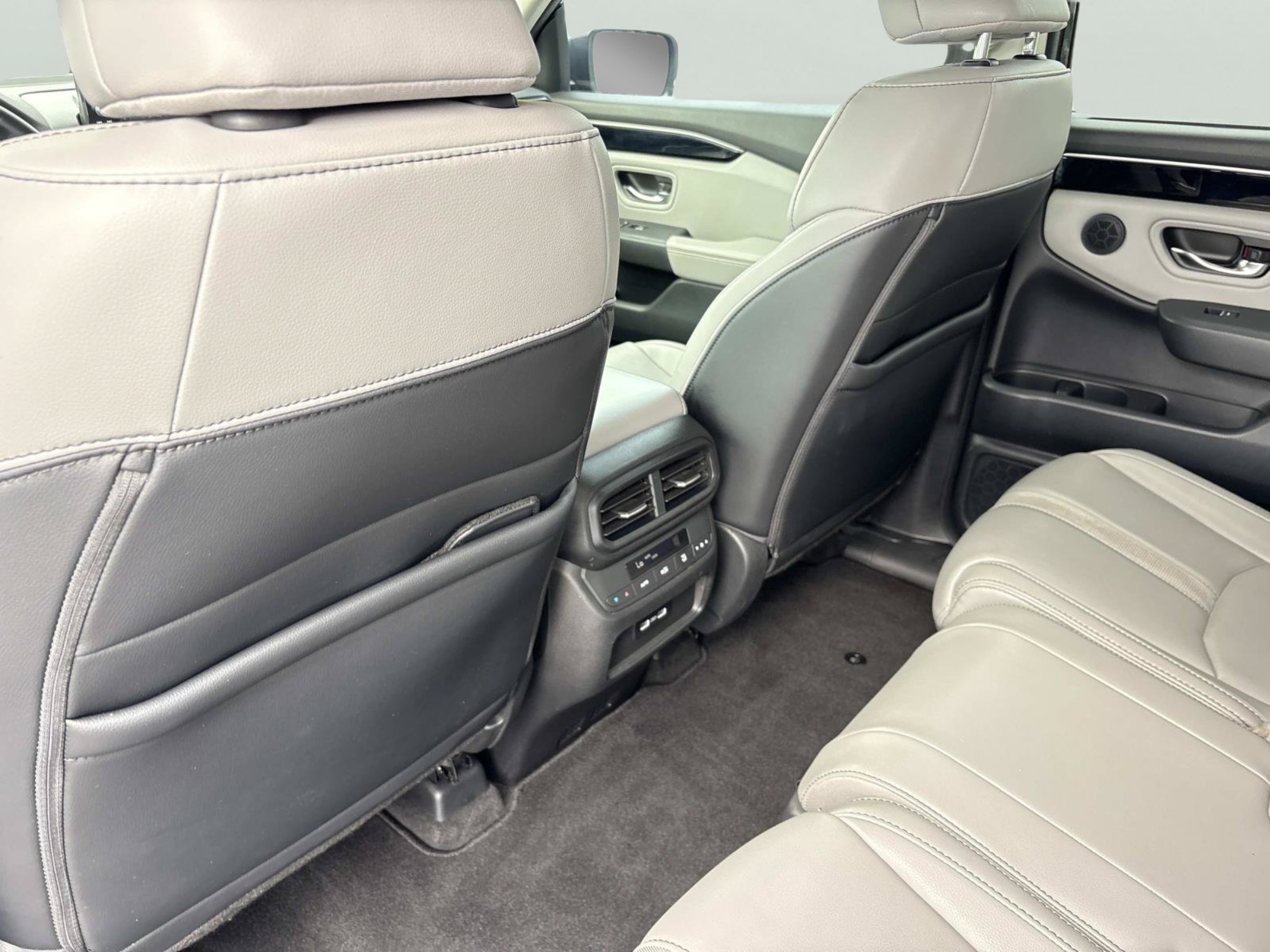 2023 Honda Pilot Touring - Photo 14