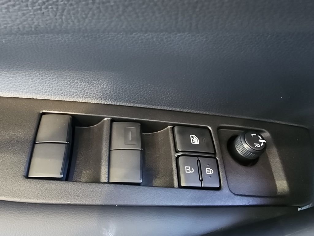 2024 Toyota Corolla SE - Photo 15