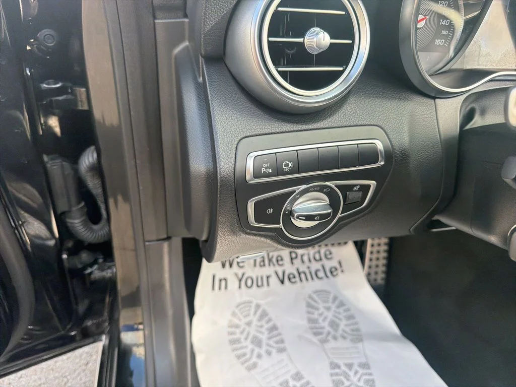 Certified Used 2018 Black Mercedes-Benz C 300 image 21