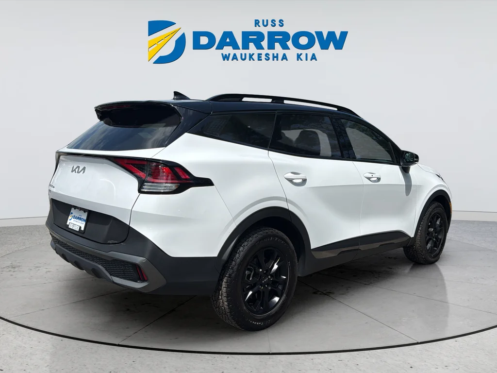 Used 2024 White Kia X-Pro image 5