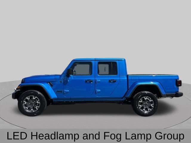 New 2026 Hydro Blue Pearl-Coat Exterior Paint Jeep Sahara image 3