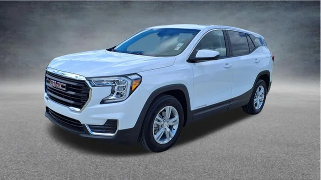 Used 2023 White GMC SLE image 3