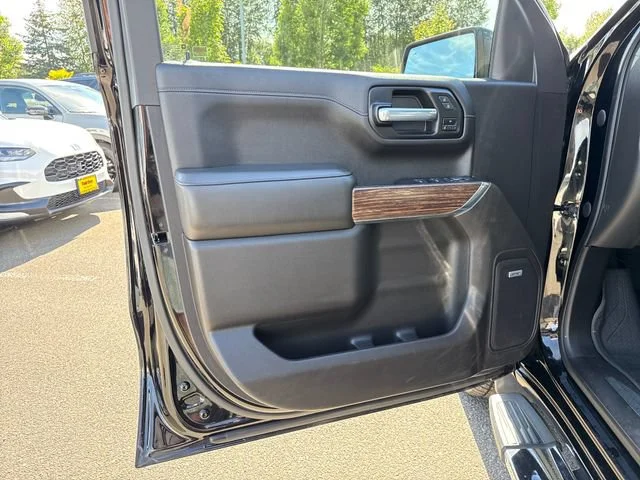 Used 2020 Black Chevrolet High Country image 16
