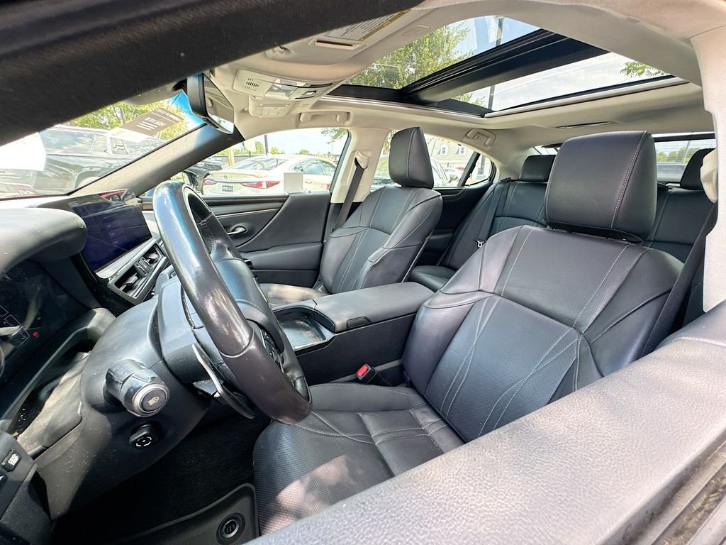 Used 2024 Black Lexus 350 Ultra Luxury image 10