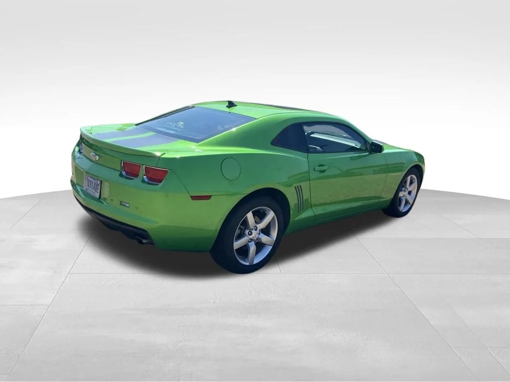 Used 2010 Green Chevrolet 1LT image 14