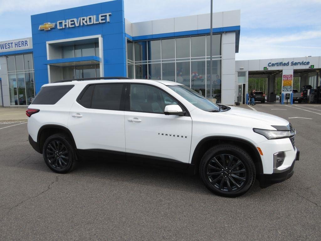 Used 2023 Summit White Chevrolet RS image 6