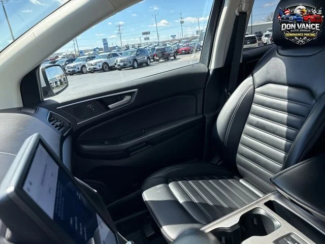 Used 2024 White Ford SEL image 20