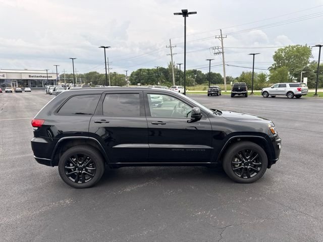 Certified Used 2021 Black Jeep Laredo X image 5