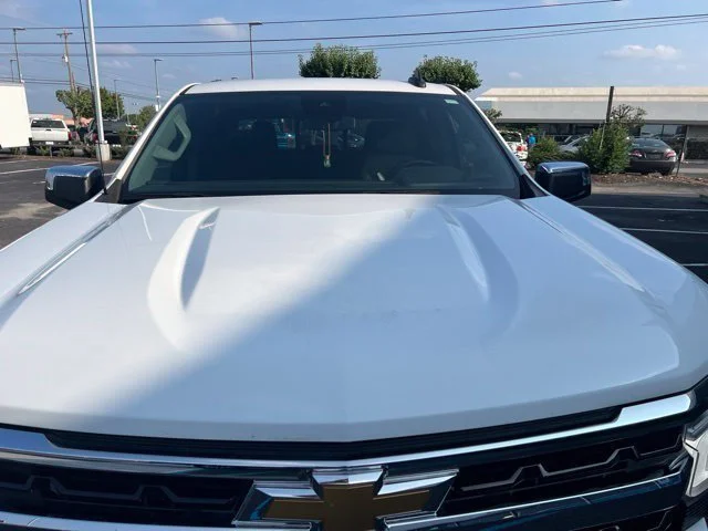 Certified Used 2023 SUMMIT WHITE Chevrolet LT image 11