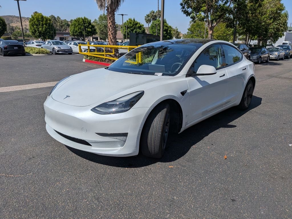 Used 2023 White Tesla Base image 3