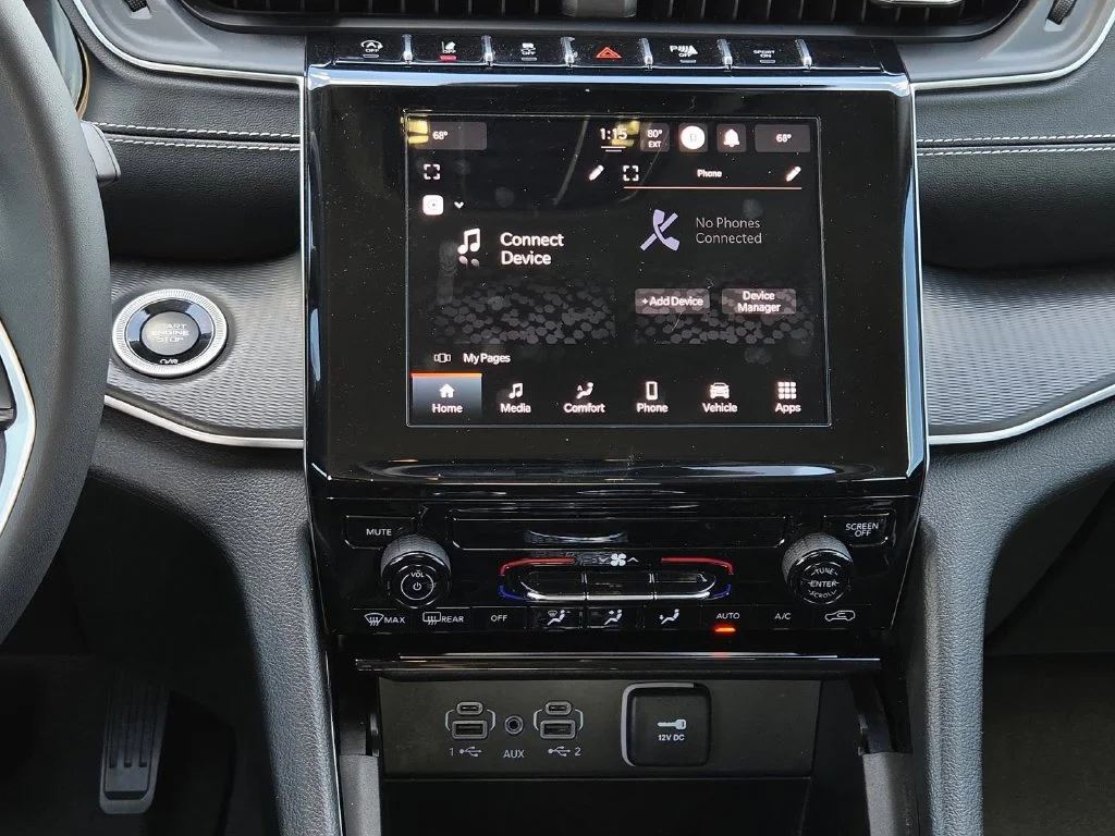 Used 2023 Red Jeep Laredo image 25