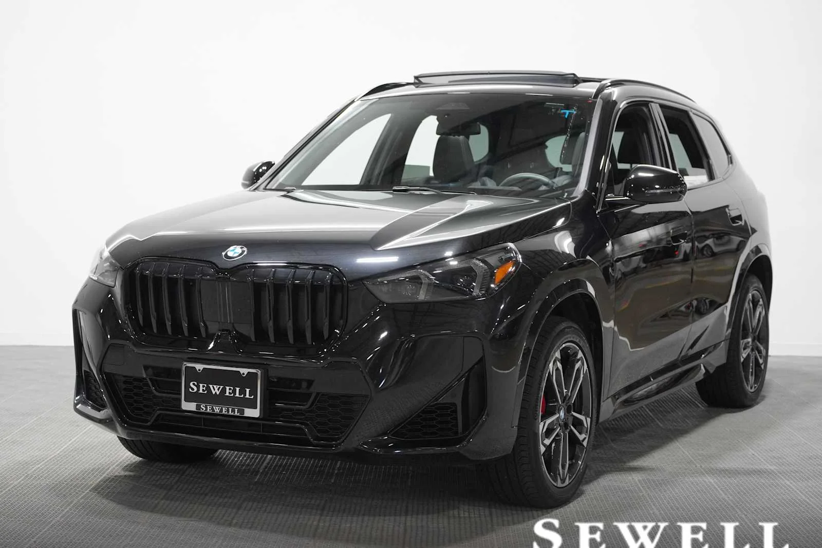 2026 BMW X1 xDrive28i's photo