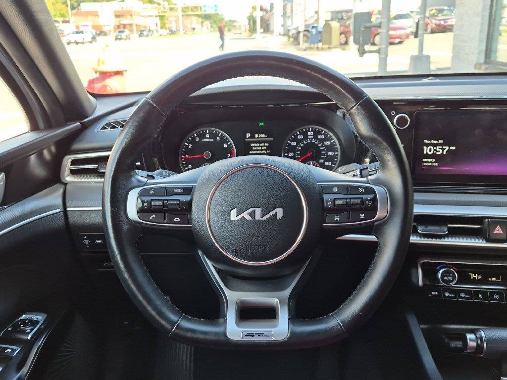 Certified Used 2024 Gray Kia GT-Line image 11