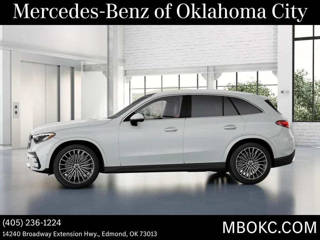 New 2026 MANUFAKTUR Moonlight White Metallic Mercedes-Benz GLC 300 image 36