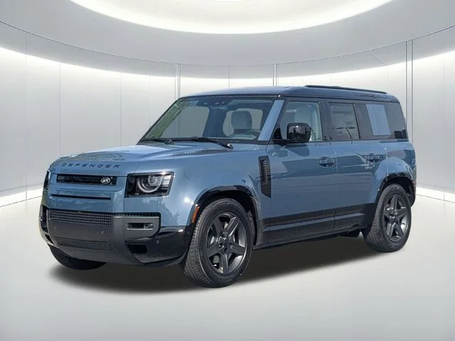 2026 Land Rover Defender 110 X-Dynamic SE P400's photo